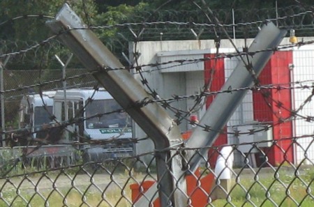 Polizei Nähe Rondell Ex-Flughafen Tempelhof